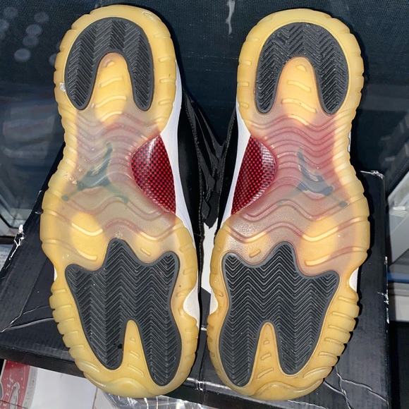 Jordan 11 “72-10”   SOLD - Picture 3 of 3